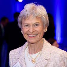 In Memory of Judge Dorothy Toth Beasley '64: A Trailblazing Alumna and  Beloved Friend