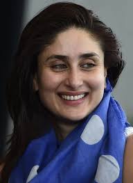 Pin By Mithu Shehzada On Kareena Kapoor Kareena Kapoor Indian Bollywood Actress Kareena Kapoor Pics