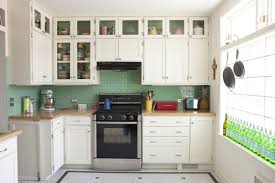 Classic kitchen cabinets learn about the different options for classic kitchen cabinets and discover the reasons why this versatile cabinet design works great in many styles of kitchens. Modern Kitchen Cabinet Design For Small Kitchen