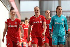 Der fc bayern münchen ist der erfolgreichste deutsche fußballklub und deutscher rekordmeister. Die Bayern Bosse Setzen Voll Auf Den Frauen Fussball Spielen Die Fcb Frauen Bald In Der Allianz Arena Aktuelle Fc Bayern News Transfergeruchte Hintergrundberichte Uvm