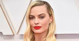 Neighbours: Margot Robbie returns alongside Kylie…