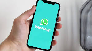Whatsapp menyatakan, tidak ada akun pengguna yang akan ditangguhkan atau dihapus pada tanggal 8 februari 2021. Whatsapp Bakal Terintegrasi Dengan Facebook Dan Pengguna Harus Menyetujuinya