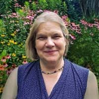 Lynn Weinstein's Instagram, Twitter & Facebook