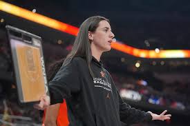 WNBA ऑल-स्टार वीकेंड: 'स्टड बड्स' का जलवा और विवाद! - Imagen principal del artículo