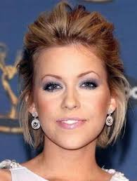 Les 10 Meilleures Coiffures Pour Cheveux Courts Cheveux Courts Coiffures Cheveux Courts Styles De Coiffures