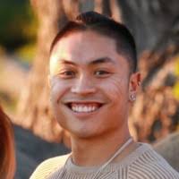 10 "Dan Gbur" profiles