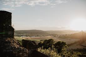 Hier gibt es neben einer tollen aussicht auch. Hochzeit Auf Burg Gleiberg Adventurous Weddings