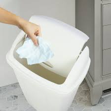 Plastic Swing Top Kitchen Trash Can