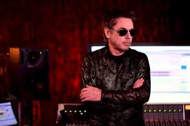Il a vendu plus de 85 millions de disques au cours de sa carrière. Jean Michel Jarre Montreal Spectacle Virtuel 2020 Decembre 31 17h25 Sors Tu Ca Le Webzine Des Sorteux