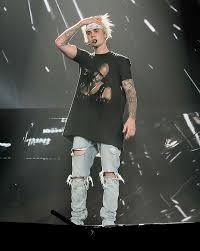Catch up with all of the highlights from the brits 2016 Video Justin Bieber Freaks Out During La Concert What Happened Hollywood Life