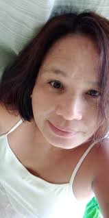 What dnd class/race comes to mind when you see me?