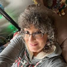 Where can I find spring mineral water refill stations?