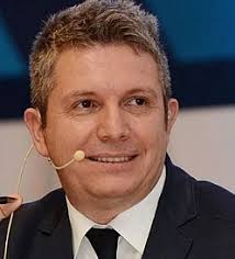 ERDOĞAN ARIKAN KİMDİR?