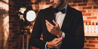 Die hochzeit findet an einem sonnabend, im hause der brauteltern, in einem gasthause statt. Hochzeitsanzug So Findest Du Den Perfekten Stil Groomondo