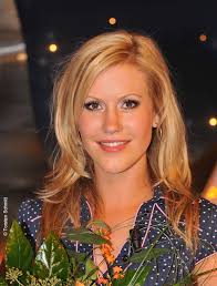 pin auf beautiful women in the world