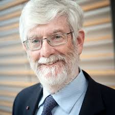 Kerry Rowe's Instagram, Twitter & Facebook