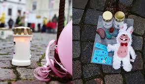 Mamman till flickan kallad lilla hjärtat kan dömas till behandling, rapporterar sr p4 östergötland. Https Xn Bildstergtland Ypbf Se 2020 10 04 Vadstenaborna Tande Ljus For Att Hedra Esmeralda