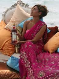 Award winning singer selena gomez is reportedly preparing for a return to the realm of acting with her brand new venture alongside drake. 10 Hollywood Actresses Who Rocked Our Indian Saree Like A True Indian Laughingcolours Com