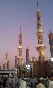 View Of Al Masjid An Nabawi At Sunset Magrib Prayers Mesjid Mekah Dunia