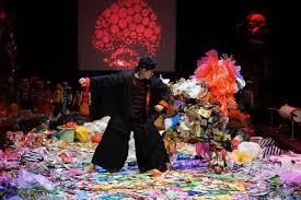 We did not find results for: Merancang Pementasan Teater Tradisional