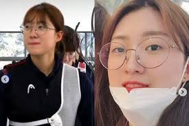 당시 고교생이던 안 선수는 영상에서 긴 머리를 묶고 등장한다. F1czm1resucszm