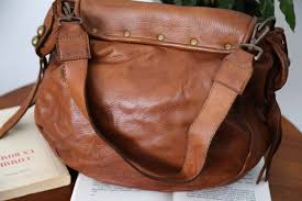 23cm (9.06 '') hauteur : Sac A Main En Cuir Camel Arame Fabrication Italienne Marque Saheline