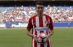 Nicolas gaitan, en manque de temps de jeu avec seulement 246 minutes passées sur le terrain, aurait demandé à partir selon as pour avoir plus de visibilité et ainsi attirer l'attention du sélectionneur argentin jorge sampaoli. Nico Gaitan Ya Luce La Camiseta Del Atletico Foto 3 De 9 Marca Com