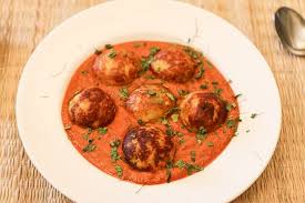 Malai Kofta Curry Recipe Creamy And Healthy Paneer Aloo Kofta Curry Recipe Malai Kofta Kofta Recipe Vegetarian Recipes Healthy