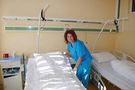 Mâine, echipa noastră întâlneşte csu oradea. Sectia De Oncologie A Spitalului Municipal Oradea A Fost Complet Modernizata Galerie Foto