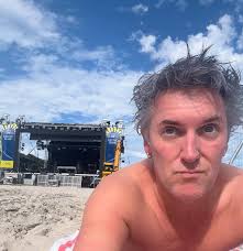 Craig Obey, or affectionately “Scratch”, certainly knows his way around a  turntable. His signature scratch mixing & house vibes owned The Courtyard @  Sounds, Cargo and just about every self respecting house