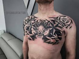 You will enjoy this one if you have a specific name in mind and if you like roses. Art Amazing Artist Kristian Vendler Vendlertattoo