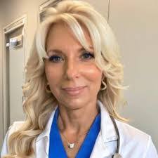 Dana Kirby's Instagram, Twitter & Facebook