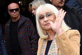 Raffaella carrà compie 78 anni. Raffaella Carra Displaces Everyone I Break Everything What Is Happening To The Presenter Curler Ruetir