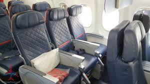 Delta Air Lines Boeing 737 900er Premium Economy Comfort Class Seats Photos Delta Airlines Boeing Boeing 737