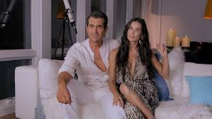 Demi Moore and Ty Burrell Love to 'Rave, Slave and Get Told to Behave' in  Exclusive 'Rough Night' Bonus Scene