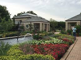A memorial garden is an ideal setting to honor and pay tribute to a loved one. Free Small Gardens Review Of The Ewing And Muriel Kauffman Memorial Garden Kansas City Mo Tripadvisor