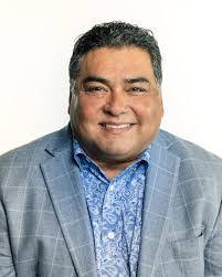 Joe Almanza's Instagram, Twitter & Facebook