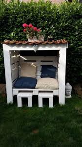 Geniale Projekte Zum Ausprobieren Mit Holzpaletten Christie S Creative Creations And Treasures Europalette Terrassen Deko Paletten Garten Holzpaletten