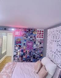 A Happy Place Vsco In 2020 Neon Room Redecorate Bedroom Retro Room