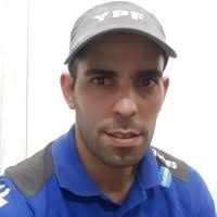 100+ perfiles de «Calas»