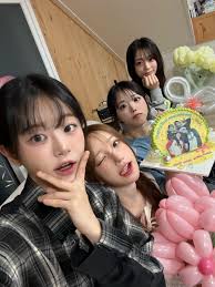 BAWIGE] QWER討論區(14) - 不和諧音之上藍鯨與你共鳴| LIHKG 討論區