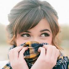 Disconnected side swept bangs grant a stylish and edgier appearance to the hairstyle. Pin On Hair 101