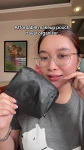 Maganda at Matibay na Travel Pouch para sa Makeup