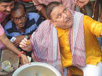 Mitra was released from alipore jail at around 6.45 am and taken to a hotel in the southern part of the city within the bhowanipore police station jurisdiction as per the conditions set by the court for granting him bail after over 21 months in prison. Madan Mitra Latest News Videos Photos About Madan Mitra The Economic Times