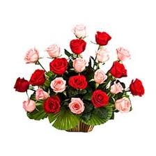 Celebrate today with a wide range of send a gift that showers them in luxury!send a bouquet that shows your concern of sincerity, trust. Order A Bouquet Of Flowers Online In Hyderabad Same Day