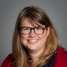 Summer Dale's Instagram, Twitter & Facebook