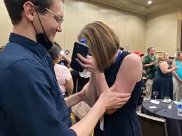 Kansas voters overwhelmingly say 'No' to stripping abortion rights from the  state constitution