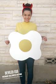 Deviled Egg Costume Halloween Kostum Fur Schwangere Schwangerschafts Kostume Und Diy Kostum
