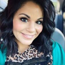 Shawna Booth's Instagram, Twitter & Facebook