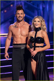 See Danny Amendolas Hottest Shirtless Moments on Dancing With the Stars  (Photos): Photo 5101721 | Dancing With The Stars, Danny Amendola, Longform,  Shirtless Photos | Just Jared: Entertainment News
